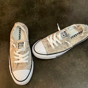 Converse shoreline snake print shoes, size 7